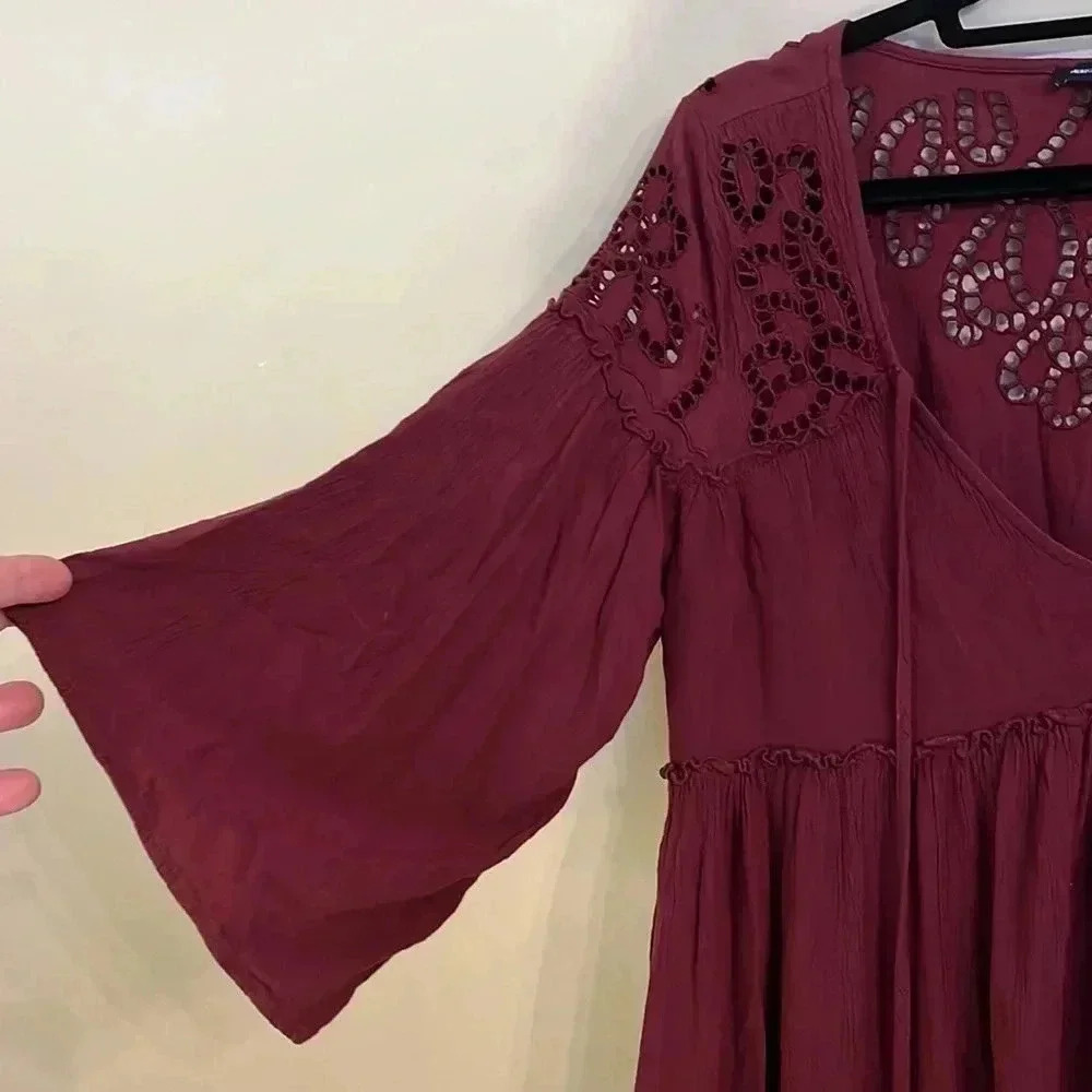American Eagle Burgundy Bell Sleeve Tassel Dress Size Medium - Picture 3 of 11